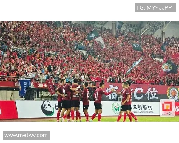 足坛巨星进球瞬间全景展现激情与荣耀燃动绿茵赛场 足坛巨星进球瞬间全景展现激情与荣耀燃动绿茵赛场